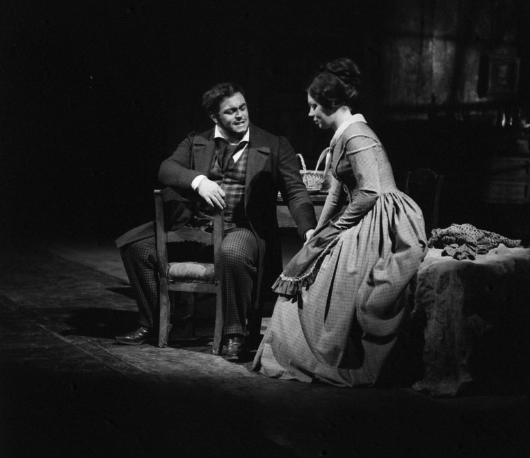 Luciano Pavarotti e Mirella Freni La bohème 1969